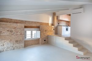Reforma integral para una casa con toques rústicos