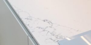 Cómo reformar la encimera de tu cocina: materiales y claves para su instalación